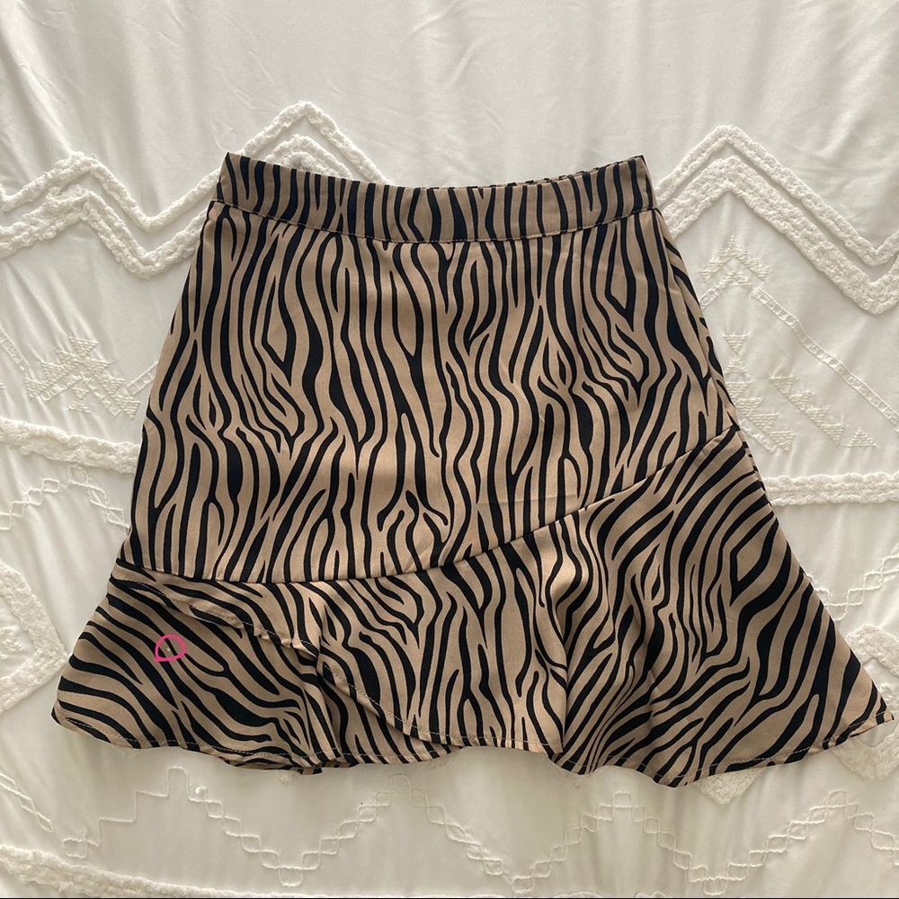 Wild Horses Zebra Skirt - Picture 6 of 10